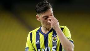 Fenerbahçe'de Mesut Özil şoku