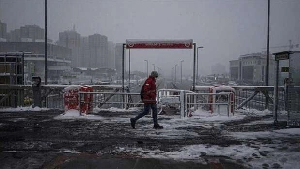 İstanbul'a kar ne zaman yağacak? 1987 kışını aratmayacak! AKOM saat verdi: Kar geliyor