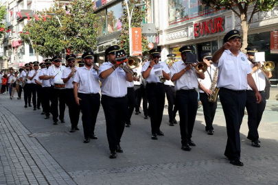 Sakarya Çark Caddesi'nde müzik ziyafeti